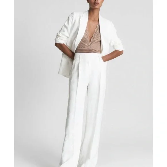 New! REISS London Candy Sleeveless Lace Bodysuit in Mink - Picture 3 of 9